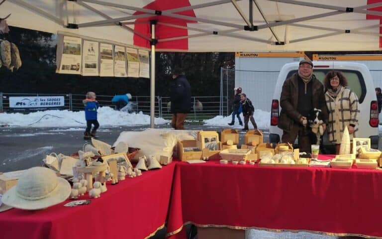 marché de Noël à Herbeys